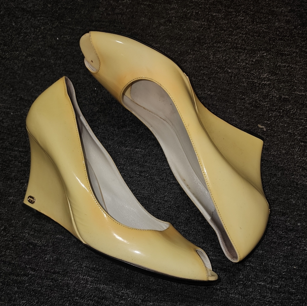 Gucci Wedge Peep-Toe Shoes